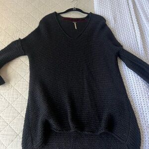 Free People black  V-Neck Sweater